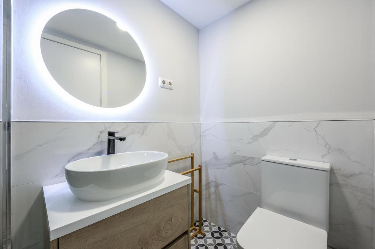 Apartamentos Reformados En Lavapies Madrid Kültér fotó